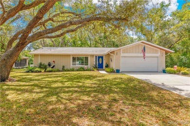 Welcome to 5 Shumard Ct N, a beautifully maintained 2-bedroom on Sugarmill Woods Golf and Country Club in Florida - for sale on GolfHomes.com, golf home, golf lot