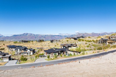 Whether your day is spent skiing fresh powder, hiking scenic on Red Ledges Golf Club in Utah - for sale on GolfHomes.com, golf home, golf lot