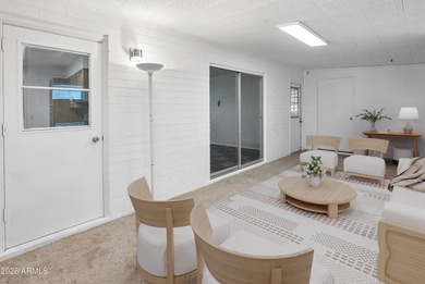 Looking for a HUGE lot? Welcome to this upgraded 2-bedroom on Sun City Lakes West and East in Arizona - for sale on GolfHomes.com, golf home, golf lot