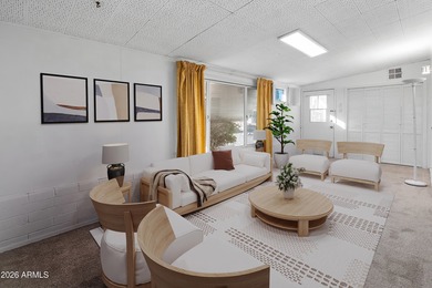 Looking for a HUGE lot? Welcome to this upgraded 2-bedroom on Sun City Lakes West and East in Arizona - for sale on GolfHomes.com, golf home, golf lot