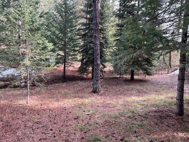 Price is right! Large wooded parcel in prestigious MeadowCreek on Meadowcreek Golf Resort in Idaho - for sale on GolfHomes.com, golf home, golf lot