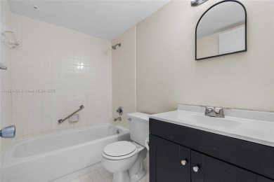 FOR SALE - 2/2 CORNER UNIT - LOW FLOOR - UPDATED KITCHEN (JUNE on Flamingo Lakes Country Club in Florida - for sale on GolfHomes.com, golf home, golf lot