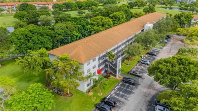 FOR SALE - 2/2 CORNER UNIT - LOW FLOOR - UPDATED KITCHEN (JUNE on Flamingo Lakes Country Club in Florida - for sale on GolfHomes.com, golf home, golf lot