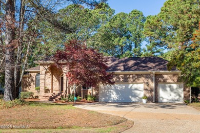 Beautiful, well-maintained, custom-built, brick home in the on Sound Golf Links at Albemarle Plantation in North Carolina - for sale on GolfHomes.com, golf home, golf lot