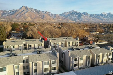 Step into top level living in this centrally located East Murray on Mick Riley Golf Course in Utah - for sale on GolfHomes.com, golf home, golf lot