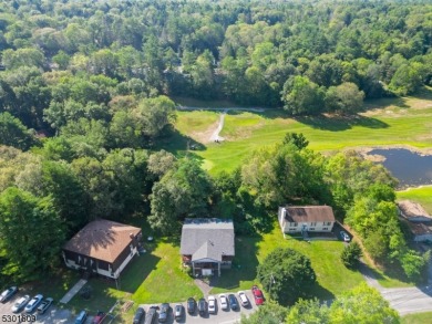 A crisp, fully renovated condo in High Point Country Club on High Point Golf Club in New Jersey - for sale on GolfHomes.com, golf home, golf lot