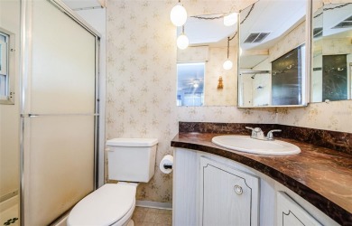 **New Price Alert! Incredible Value on This Mobile Home!** on Tarpon Springs Golf Course in Florida - for sale on GolfHomes.com, golf home, golf lot
