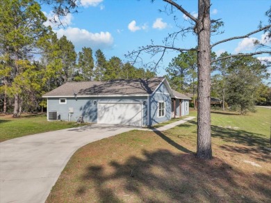 Gorgeous CUSTOM LIVEWELL site built home located in the much on Chiefland Golf and Country Club in Florida - for sale on GolfHomes.com, golf home, golf lot