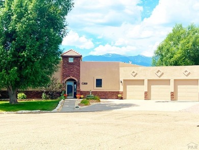 Welcome to 1 Bay Meadows, an Executive-style home nestled on the on Hollydot Golf Course in Colorado - for sale on GolfHomes.com, golf home, golf lot