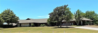 MOTIVATED SELLER! Welcome home to this 4-bedroom, 2-bathroom in on Turkey Creek Golf and Country Club in Florida - for sale on GolfHomes.com, golf home, golf lot