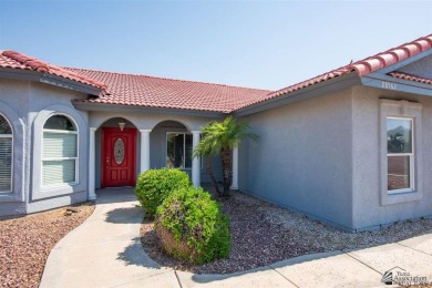 This spacious updated house offers ample space with vaulted on The Links At Coyote Wash in Arizona - for sale on GolfHomes.com, golf home, golf lot