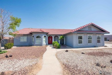 This spacious updated house offers ample space with vaulted on The Links At Coyote Wash in Arizona - for sale on GolfHomes.com, golf home, golf lot