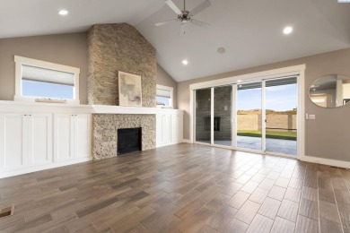 MLS# 284409 Welcome to 2760 Grayhawk Loop, Richland. This on Horn Rapids Golf Club in Washington - for sale on GolfHomes.com, golf home, golf lot