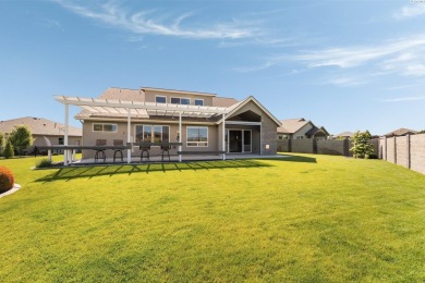 MLS# 284409 Welcome to 2760 Grayhawk Loop, Richland. This on Horn Rapids Golf Club in Washington - for sale on GolfHomes.com, golf home, golf lot