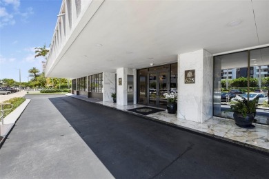 Welcome to this spacious  2-bed/2-bath condo in the heart of on Granada Golf Club in Florida - for sale on GolfHomes.com, golf home, golf lot