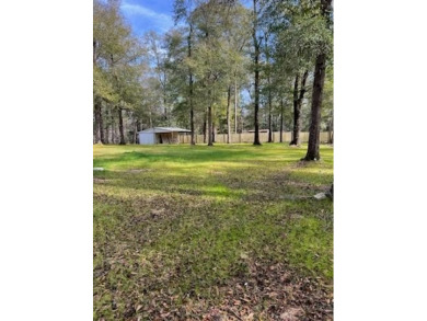 Come be near beautiful Lake Eufaula in this comfortable land on Red Eagle Golf Course in Alabama - for sale on GolfHomes.com, golf home, golf lot