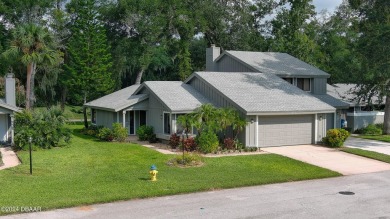 End unit on the Golf Course overlooking the 3rd fairway with on Spruce Creek Golf Club in Florida - for sale on GolfHomes.com, golf home, golf lot