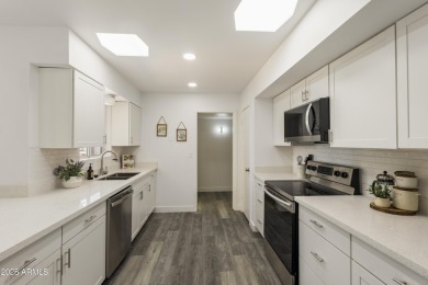 PRICE REDUCED TO SELL!!! Discover your dream home in the amazing on Sun City South Golf Course in Arizona - for sale on GolfHomes.com, golf home, golf lot