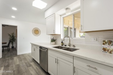 PRICE REDUCED TO SELL!!! Discover your dream home in the amazing on Sun City South Golf Course in Arizona - for sale on GolfHomes.com, golf home, golf lot