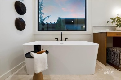 Downey Construction presents this stunning, modern custom-built on River Birch Golf Course in Idaho - for sale on GolfHomes.com, golf home, golf lot