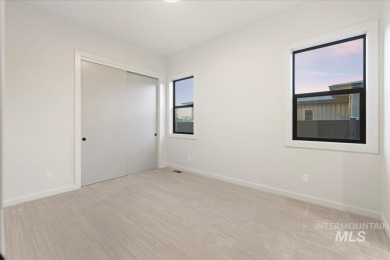 Downey Construction presents this stunning, modern custom-built on River Birch Golf Course in Idaho - for sale on GolfHomes.com, golf home, golf lot