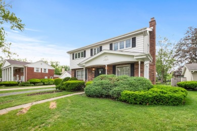 MULTIPLE OFFERS RECEIVED. HIGHEST AND BEST IS DUE MONDAY, June 2 on Coyote Run Golf Course in Illinois - for sale on GolfHomes.com, golf home, golf lot