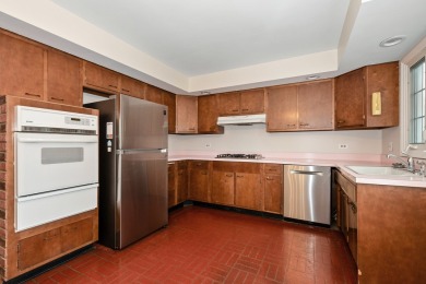 MULTIPLE OFFERS RECEIVED. HIGHEST AND BEST IS DUE MONDAY, June 2 on Coyote Run Golf Course in Illinois - for sale on GolfHomes.com, golf home, golf lot