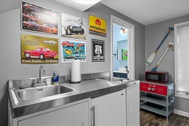 Welcome to 505 Long Reach Drive, a home that feels like it was on Keowee Key Golf and Country Club in South Carolina - for sale on GolfHomes.com, golf home, golf lot