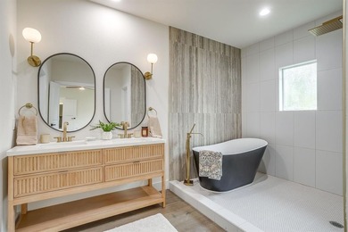 Stunningly remodeled mid-century modern in sought-after Ridglea on Ridglea Country Club in Texas - for sale on GolfHomes.com, golf home, golf lot