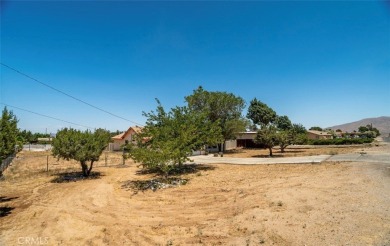Welcome to the home you've been dreaming of! This charming on Hesperia Golf and Country Club in California - for sale on GolfHomes.com, golf home, golf lot