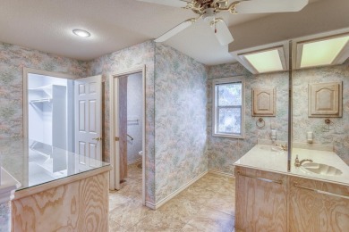 This CUSTOM, QUAINT AND COZY home- in the heart of MEADOWLAKES on Hidden Falls Golf Club in Texas - for sale on GolfHomes.com, golf home, golf lot