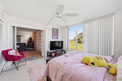 Rarely available 2-bedroom, 1-bath corner unit offering on Palm-Aire Country Club and Resort - The Oaks in Florida - for sale on GolfHomes.com, golf home, golf lot