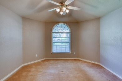 This CUSTOM, QUAINT AND COZY home- in the heart of MEADOWLAKES on Hidden Falls Golf Club in Texas - for sale on GolfHomes.com, golf home, golf lot