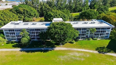 Rarely available 2-bedroom, 1-bath corner unit offering on Palm-Aire Country Club and Resort - The Oaks in Florida - for sale on GolfHomes.com, golf home, golf lot