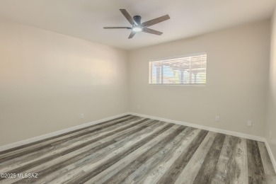 Stunning, completely remodeled townhome in the heart of Green on Country Club of Green Valley in Arizona - for sale on GolfHomes.com, golf home, golf lot