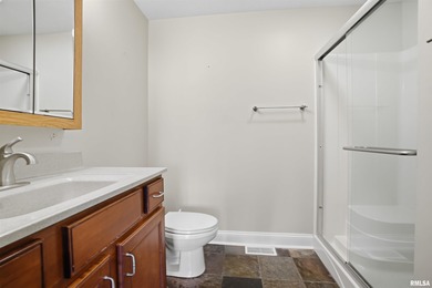 Updated main floor end-unit condo with WeaverRidge golf course on WeaverRidge Golf Club in Illinois - for sale on GolfHomes.com, golf home, golf lot