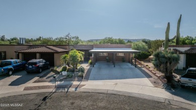 Stunning, completely remodeled townhome in the heart of Green on Country Club of Green Valley in Arizona - for sale on GolfHomes.com, golf home, golf lot