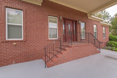 HUGE PRICE REDUCTION....ONE OF A KIND... Estate Home, all brick on Goshen Plantation Golf Club in Georgia - for sale on GolfHomes.com, golf home, golf lot