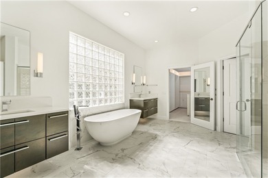 A QUALITY RENOVATION BY KMK BUILDERS. A reimagined on Oak Harbor Country Club in Florida - for sale on GolfHomes.com, golf home, golf lot