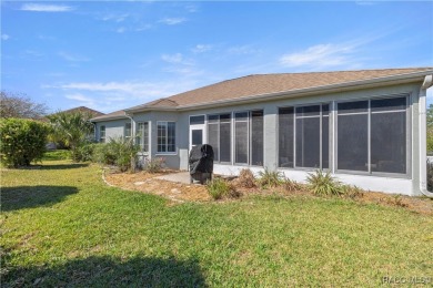 Welcome to this charming property in the community of Ocala on Ocala Palms Golf and Country Club in Florida - for sale on GolfHomes.com, golf home, golf lot