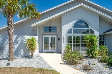 Welcome to this beautifully maintained 3-bedroom, 3-bath home on Citrus Hills Golf Club in Florida - for sale on GolfHomes.com, golf home, golf lot