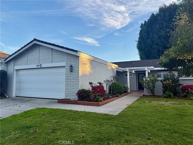 This single-level PANORAMIC VIEW Home Features a spacious, open on Leisure Village Par 3 Golf Course in California - for sale on GolfHomes.com, golf home, golf lot