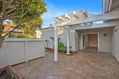 This single-level PANORAMIC VIEW Home Features a spacious, open on Leisure Village Par 3 Golf Course in California - for sale on GolfHomes.com, golf home, golf lot