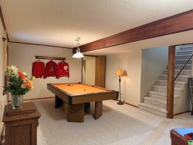 Let's take a look at 841 Country Club Dr. in Akron Iowa that's on Akron Golf Course in Iowa - for sale on GolfHomes.com, golf home, golf lot