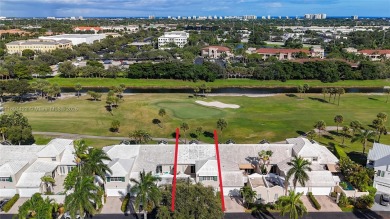 Charming and the largest available courtyard townhome with a on  in Florida - for sale on GolfHomes.com, golf home, golf lot