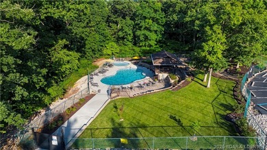 Don't miss this incredible opportunity to own a beautiful on Tan-Tar-A Golf Club in Missouri - for sale on GolfHomes.com, golf home, golf lot