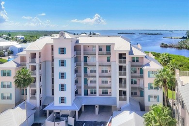 5th FLOOR, 3 BEDROOM, 3 FULL BATH WATERFRONT PENTHOUSE CONDO on Coral Creek Club in Florida - for sale on GolfHomes.com, golf home, golf lot