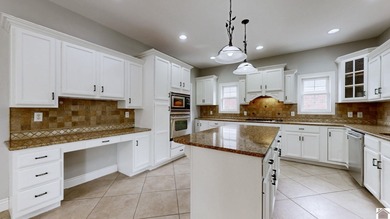 Gorgeous home in Lone Oak has a large fully fenced yard! Inside on Rolling Hills Country Club in Kentucky - for sale on GolfHomes.com, golf home, golf lot