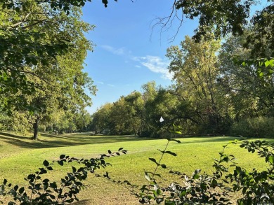 I am pleased to share a new listing north of Orchards Golf on Alvamar Orchards in Kansas - for sale on GolfHomes.com, golf home, golf lot