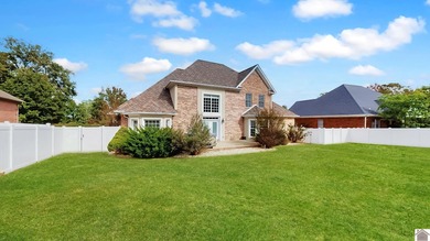 Gorgeous home in Lone Oak has a large fully fenced yard! Inside on Rolling Hills Country Club in Kentucky - for sale on GolfHomes.com, golf home, golf lot